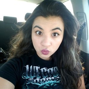 Meet your Posher, Faith